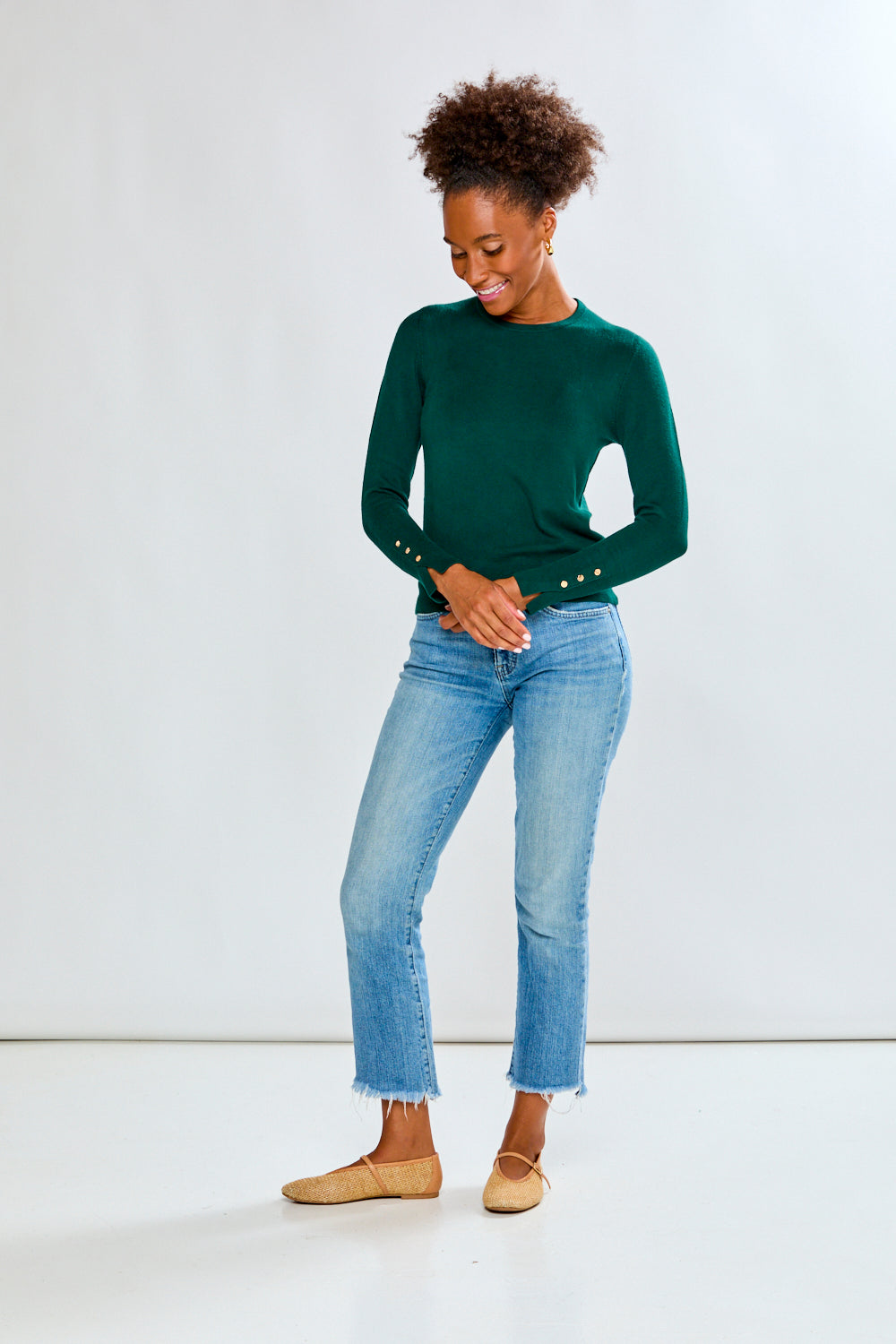 Crew Pullover With Button Cuff Slit in Evergreen
