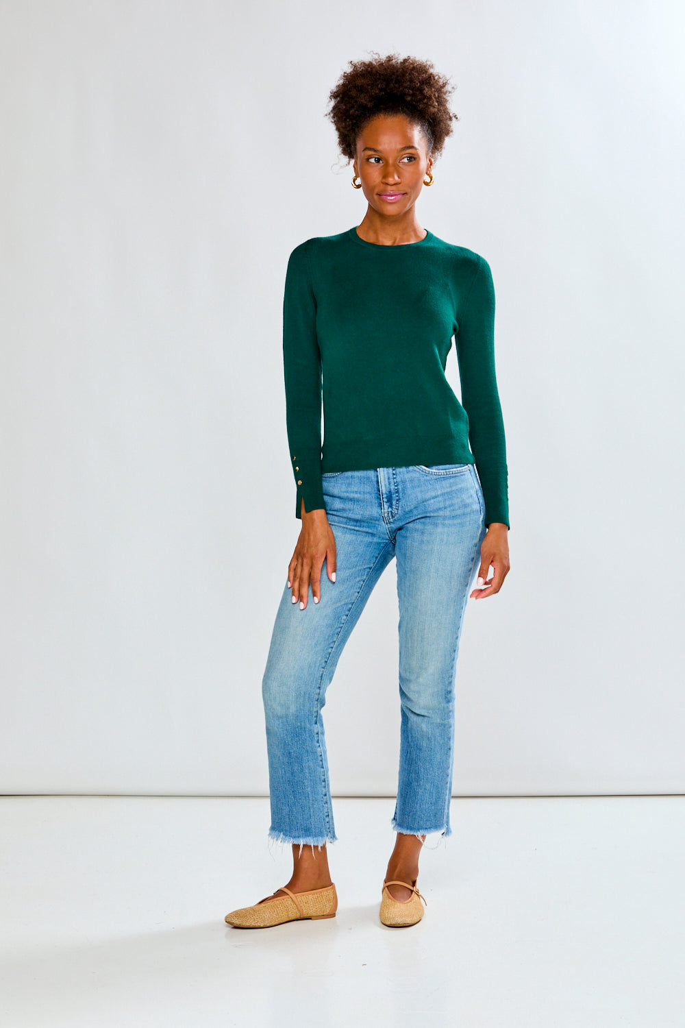 Crew Pullover With Button Cuff Slit in Evergreen