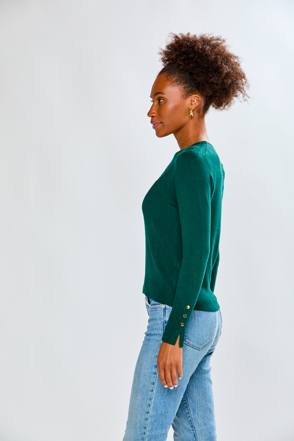 Crew Pullover With Button Cuff Slit in Evergreen