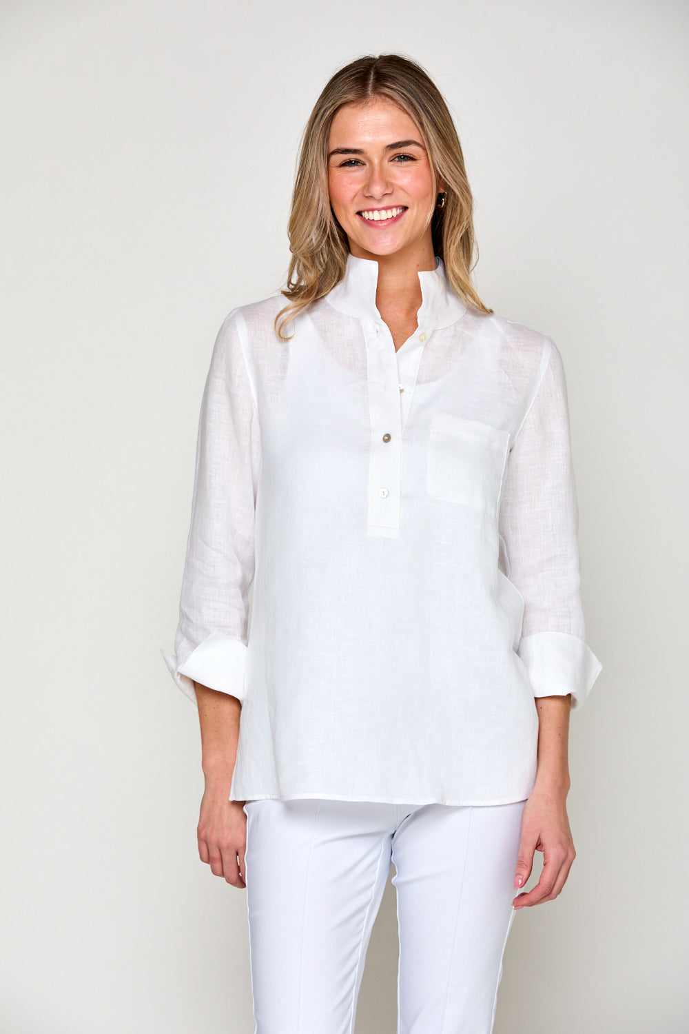 The Short Daniella Tunic in Solid Linen in White XS The Short Daniella Tunic in Solid Linen in White XS