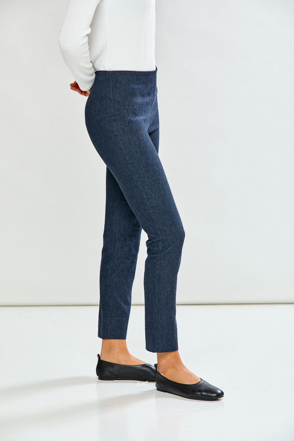 The Sara Campbell Flannel Sheri Pant in Denim