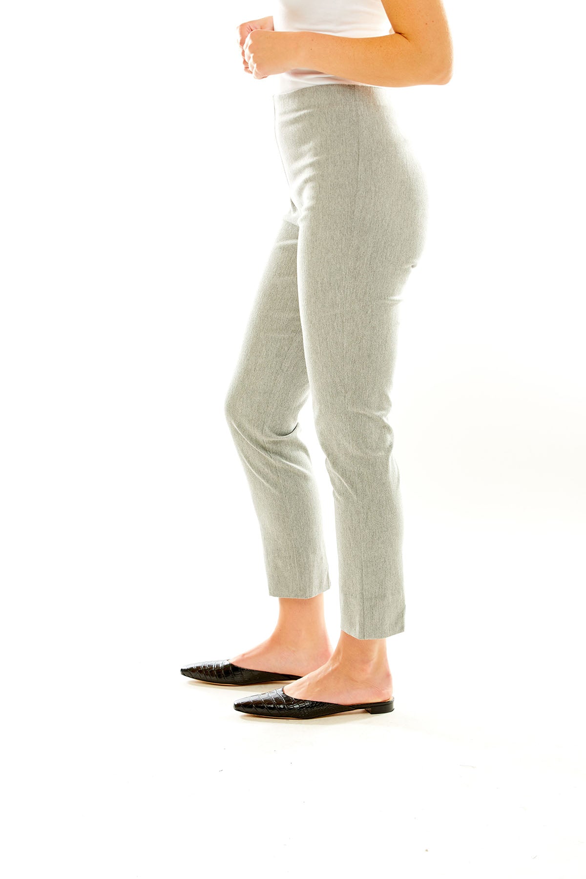 The Sara Campbell Flannel Sheri Pant in Light Grey