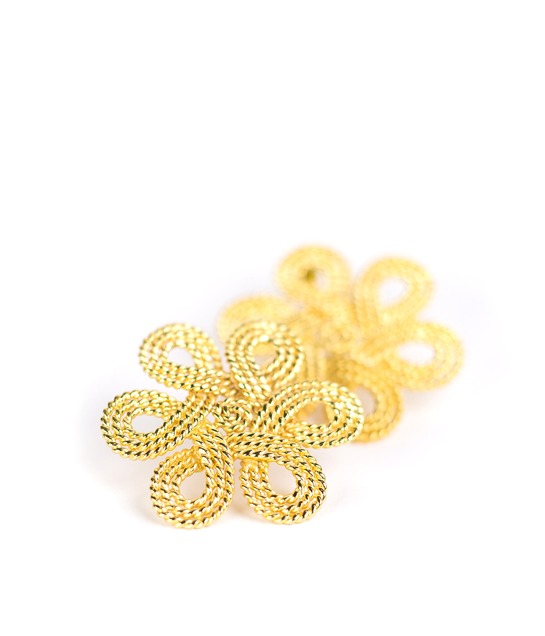 Gold earring