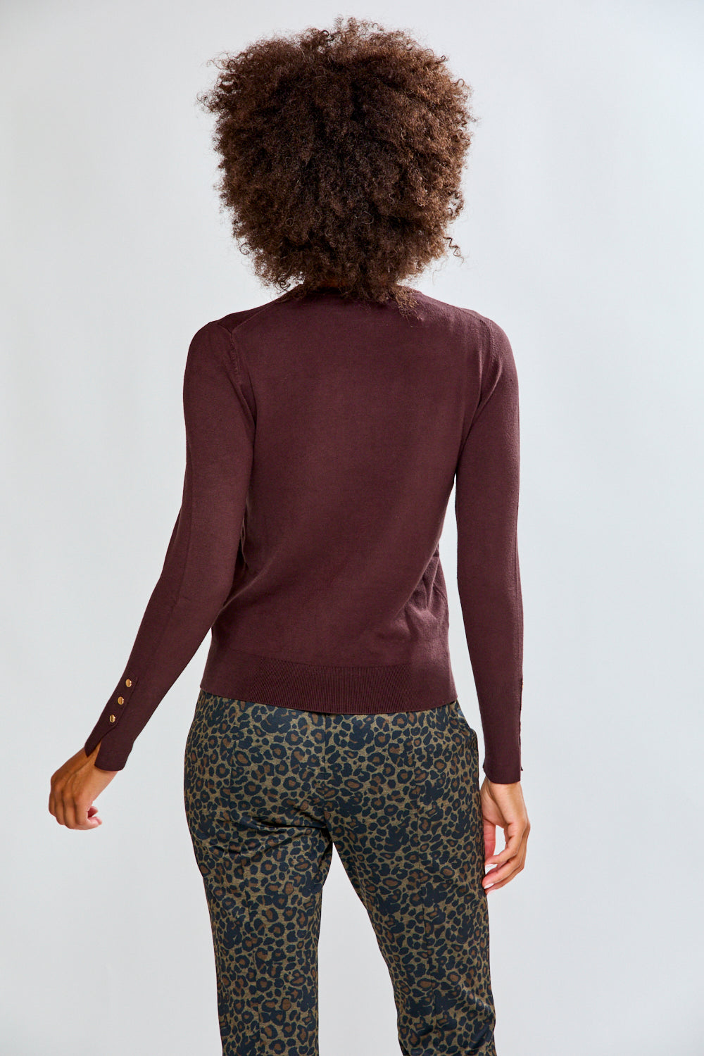 Crew Pullover With Button Cuff Slit in Espresso