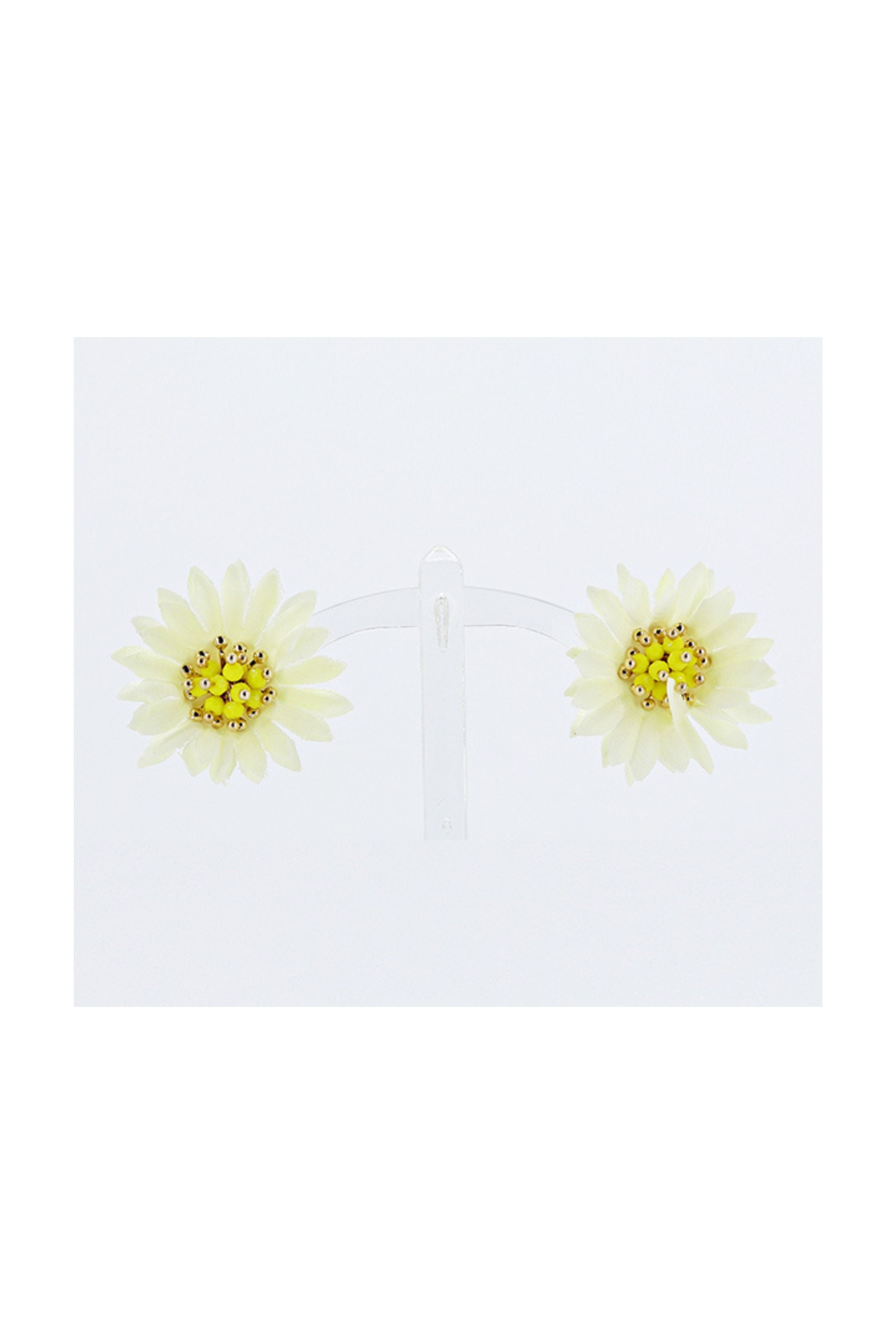 Flower earring