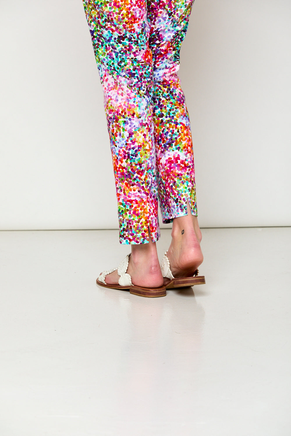 Woman in summer sparkle pant