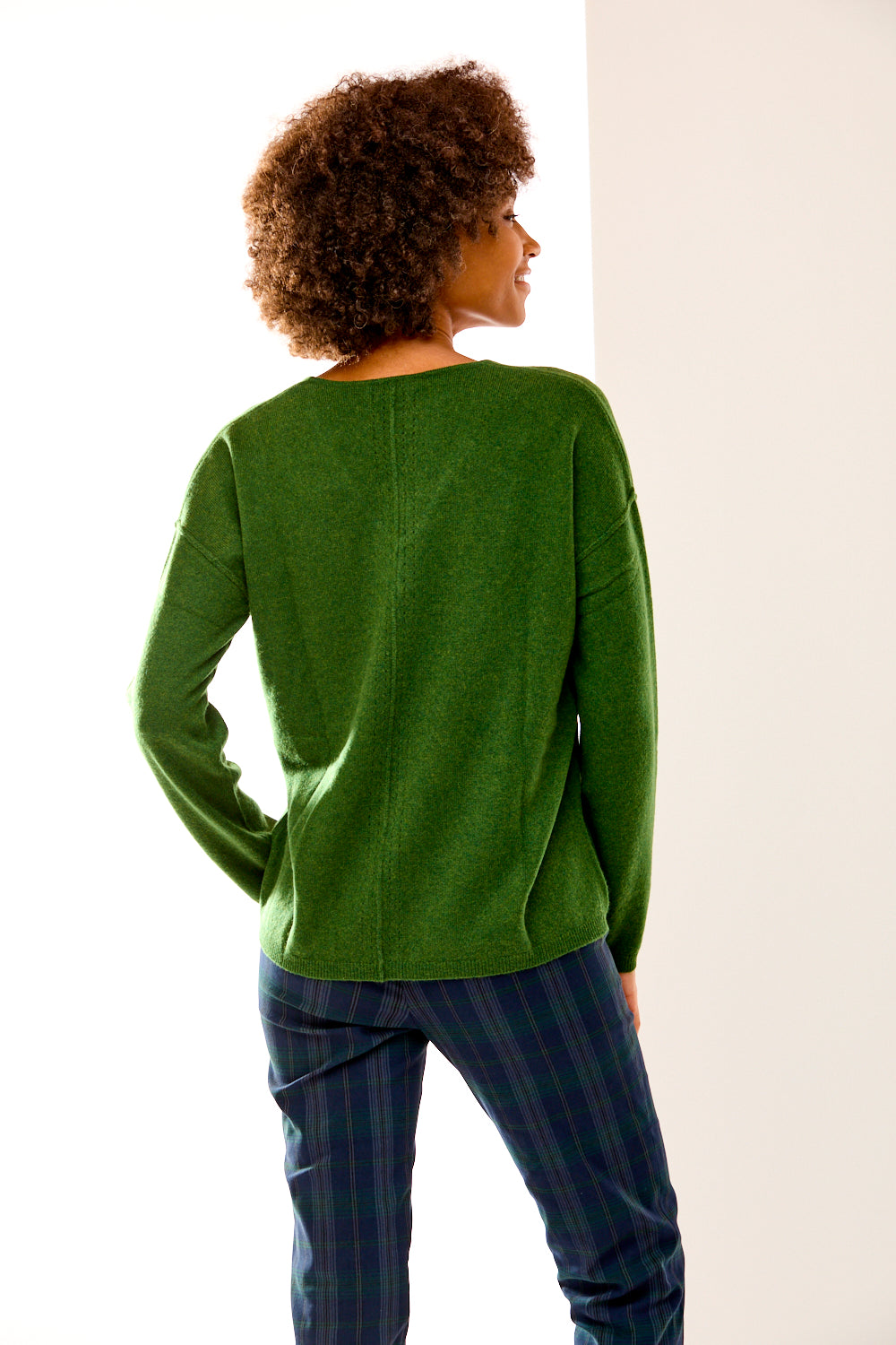 Cashmere V Neck Pullover in Fatigue