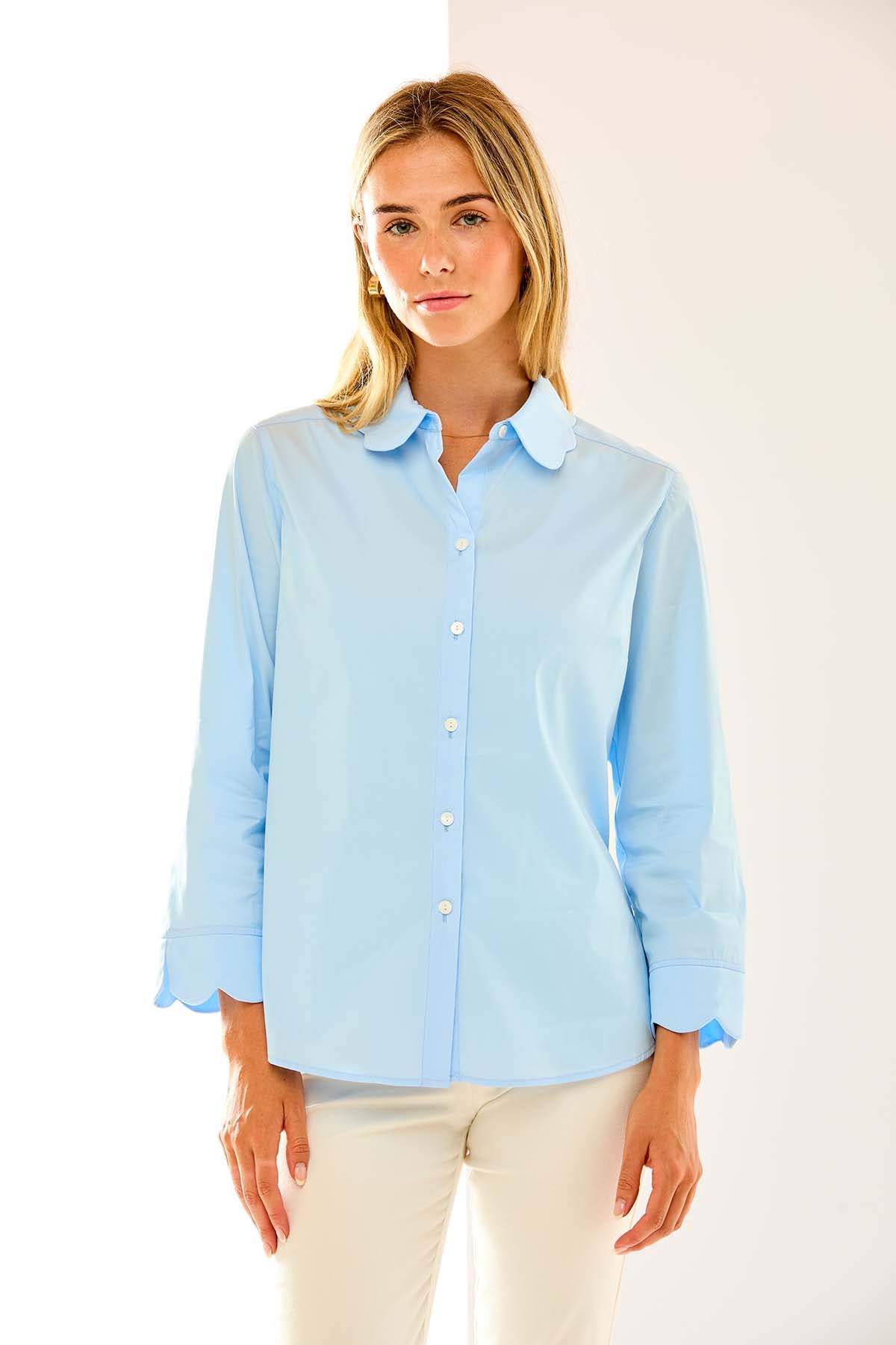 NWT Sarah Campbell White Pleated Waist store Shirt