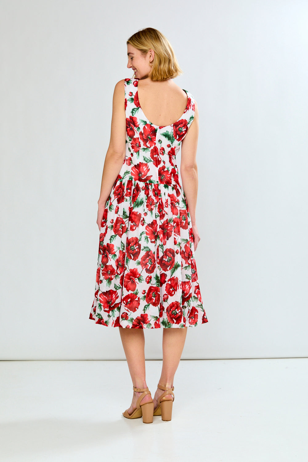 Dress in red flowers