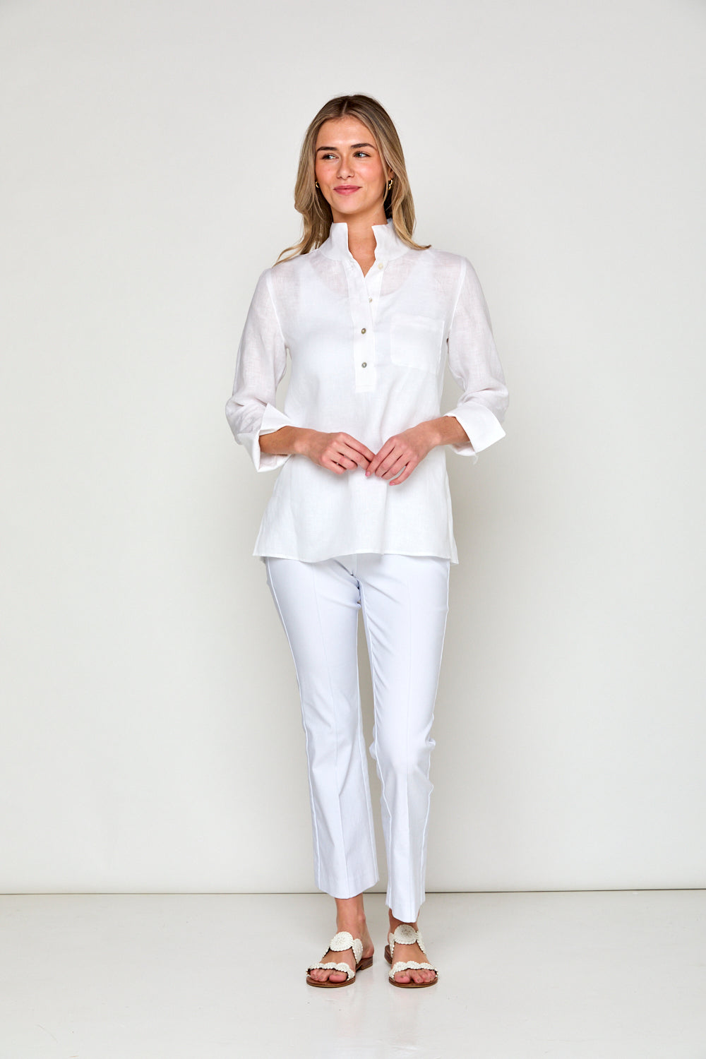 The Short Daniella Tunic in Solid Linen in White XS The Short Daniella Tunic in Solid Linen in White XS