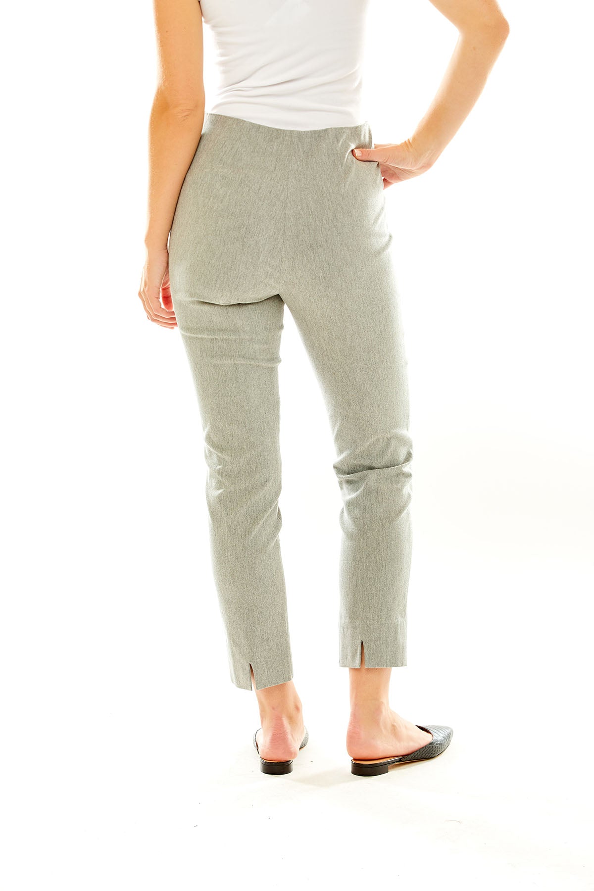 The Sara Campbell Flannel Sheri Pant in Light Grey