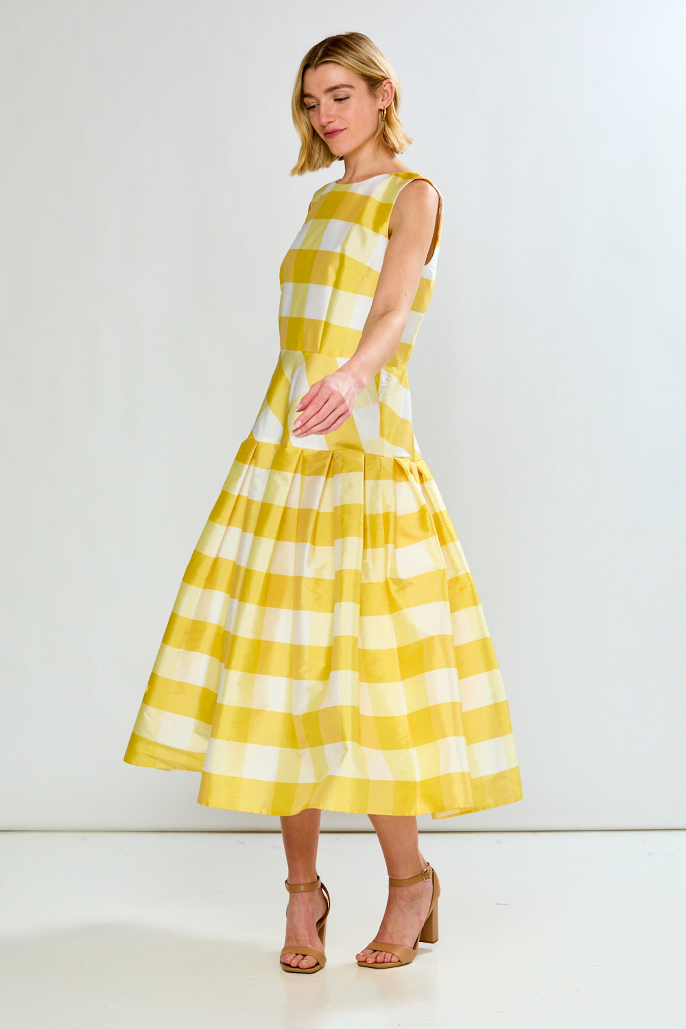 The Giselle Dress in Tea Length in Yellow Gingham 2