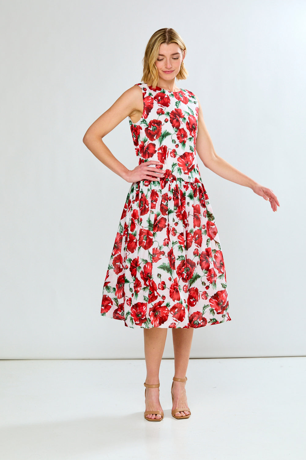 Dress in red flowers