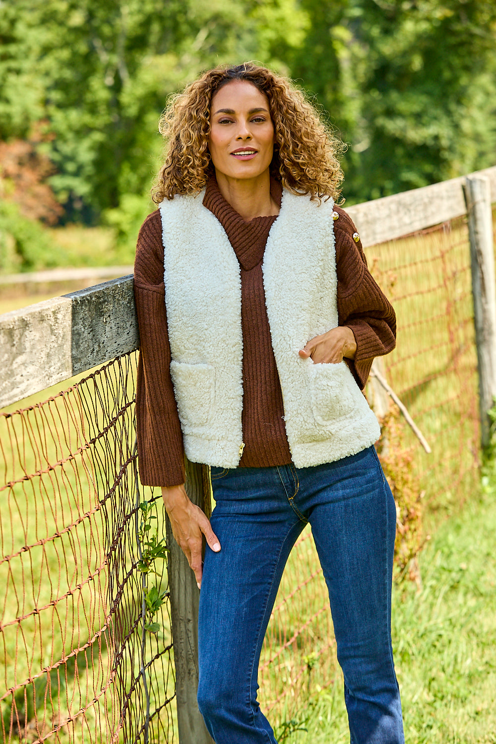 The Barb Vest in Solid in Ivory