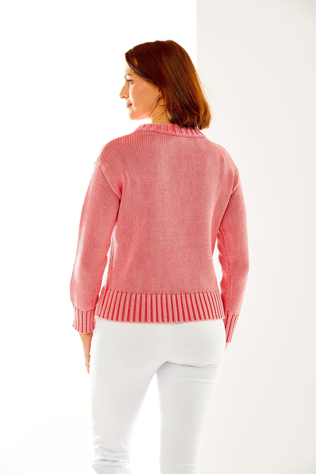Woman in peony crew pullover