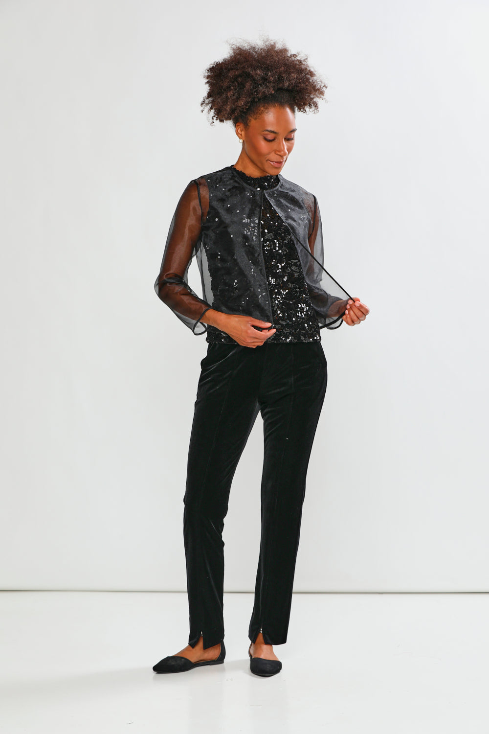 Woman wearing an organza jacket
