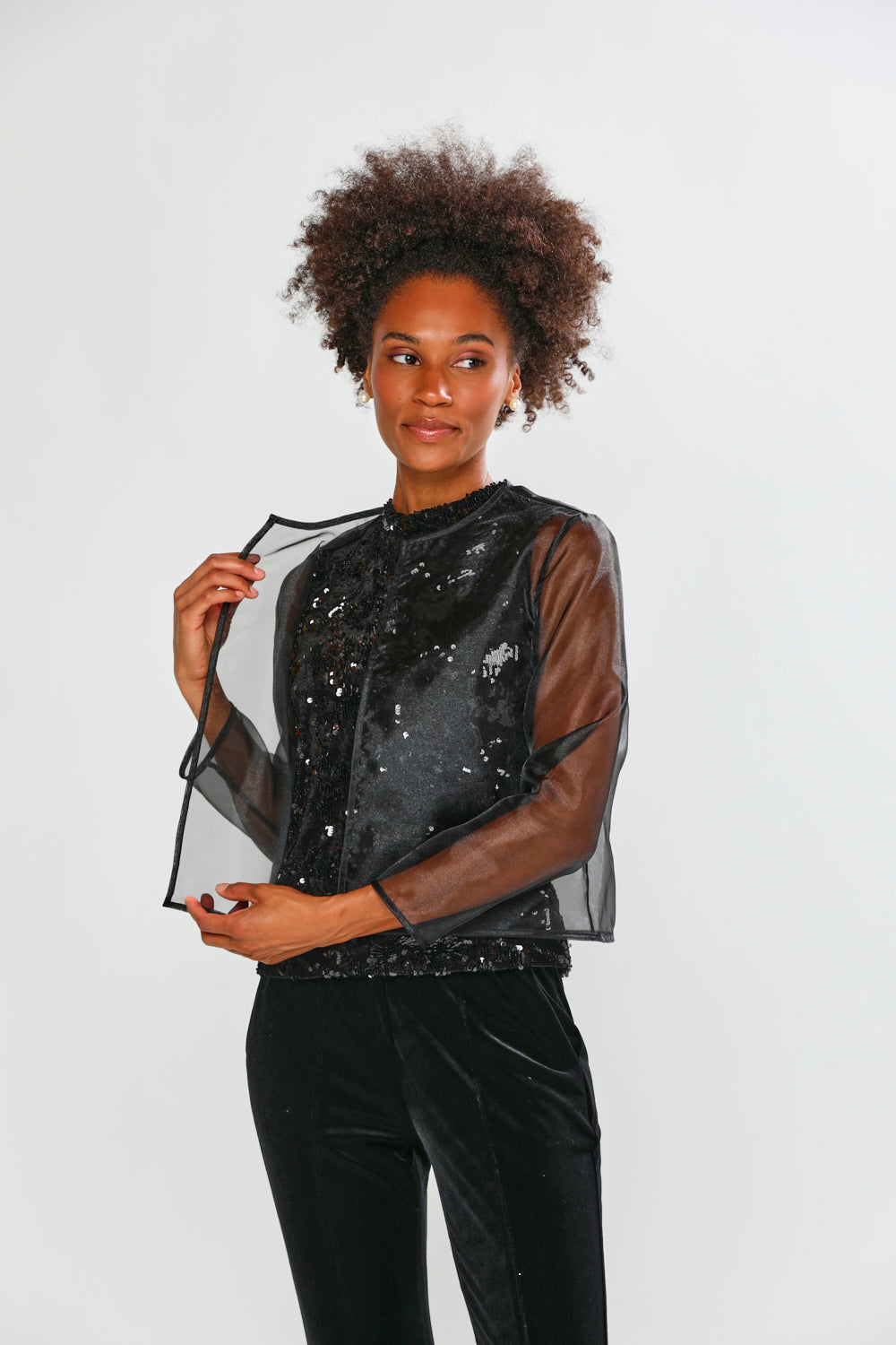 Woman wearing an organza jacket