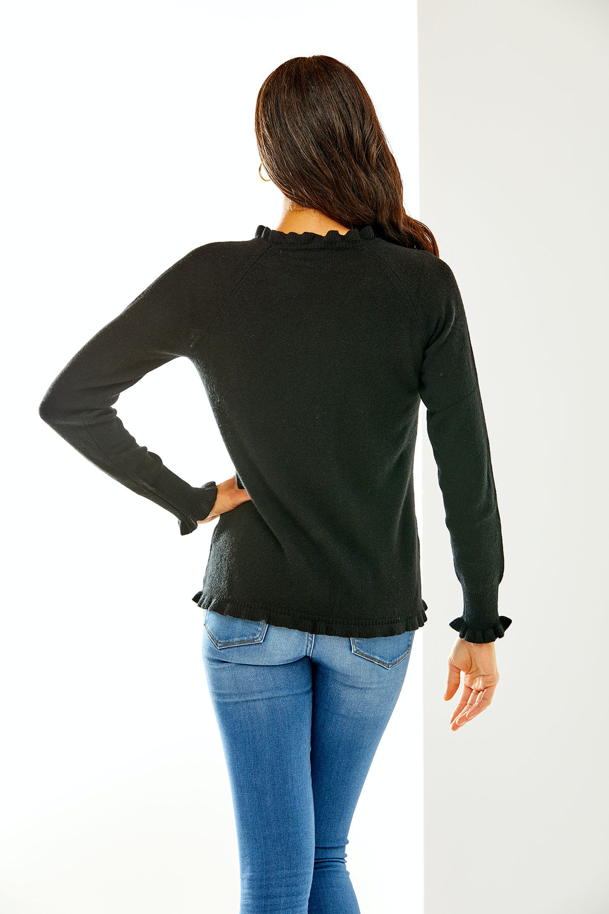 Ruffle raglan pullover