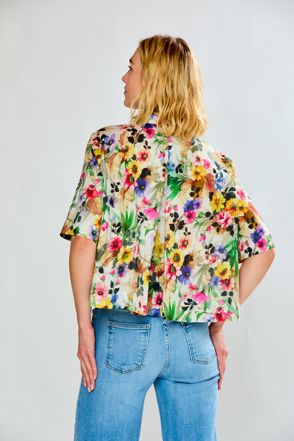 The Brittany Top in Zinnia Blooms – Sara Campbell