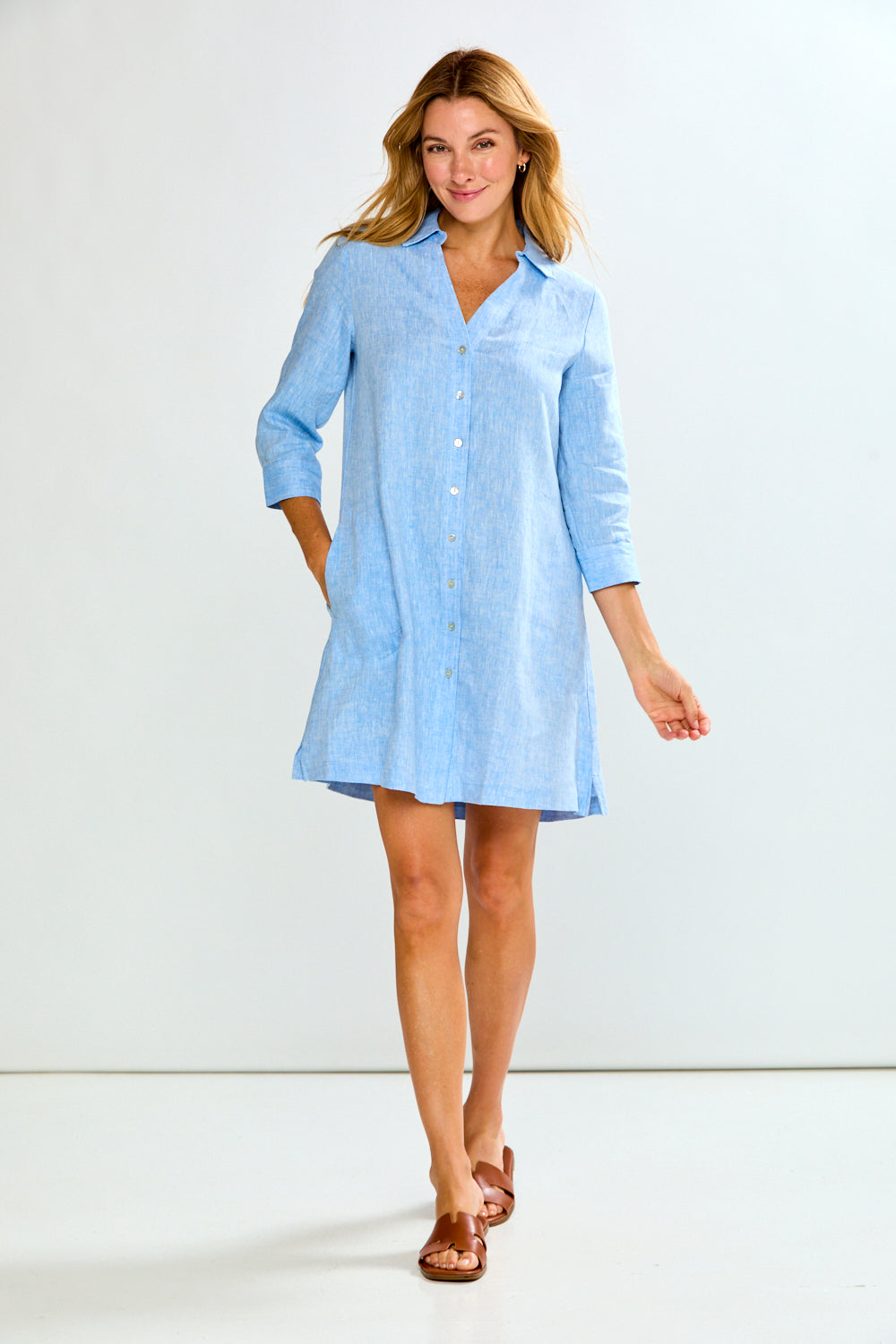The Linen Bea Shirtdress in Capri