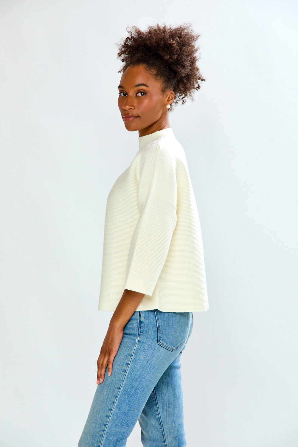 Woman wearing The Ribbed 3/4 Sleeve Pullover