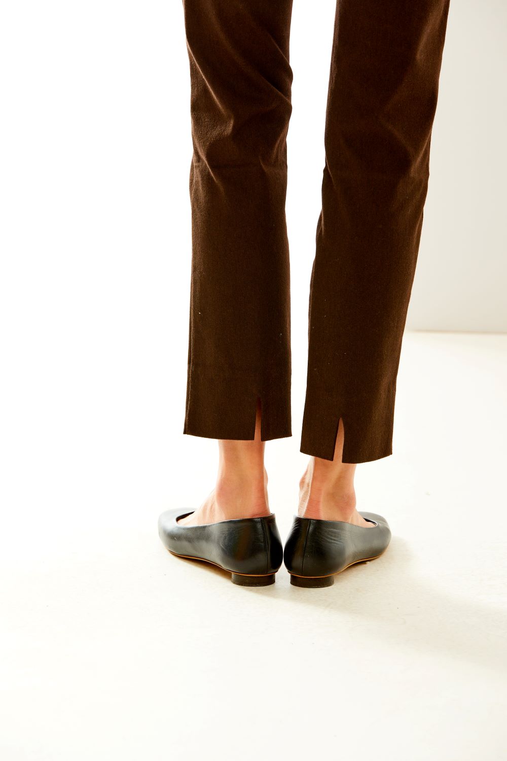 The Sara Campbell Flannel Sheri Pant in Espresso