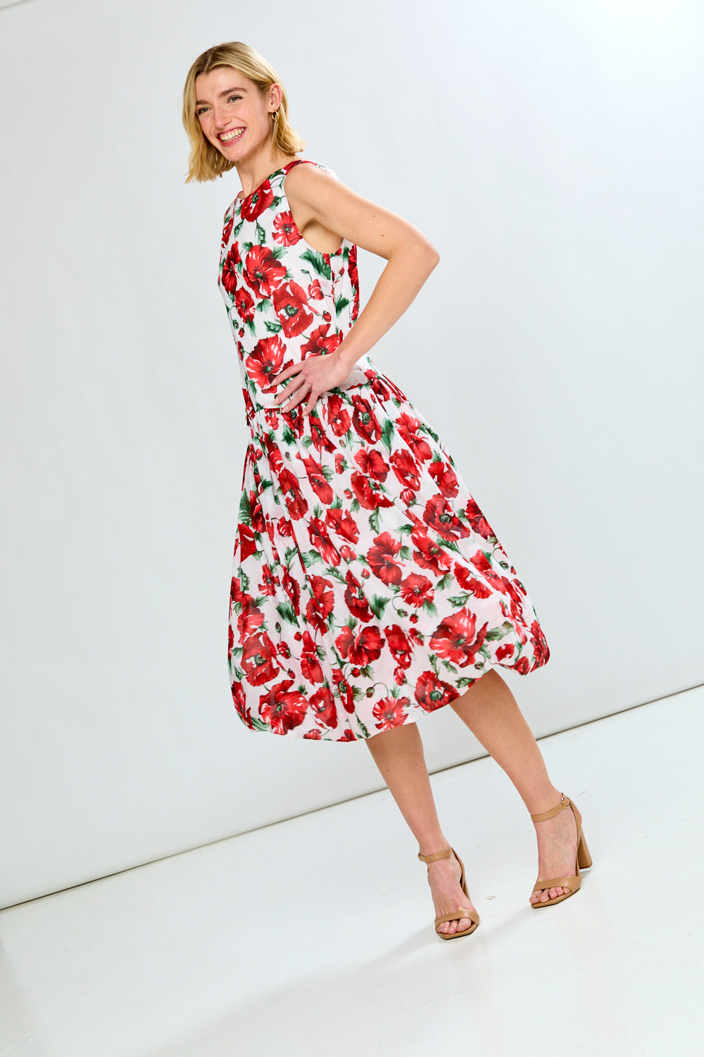 Dress in red flowers