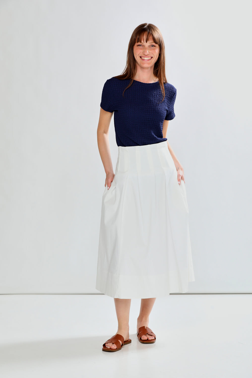 Woman wearing PAMELA TOP - NAVY