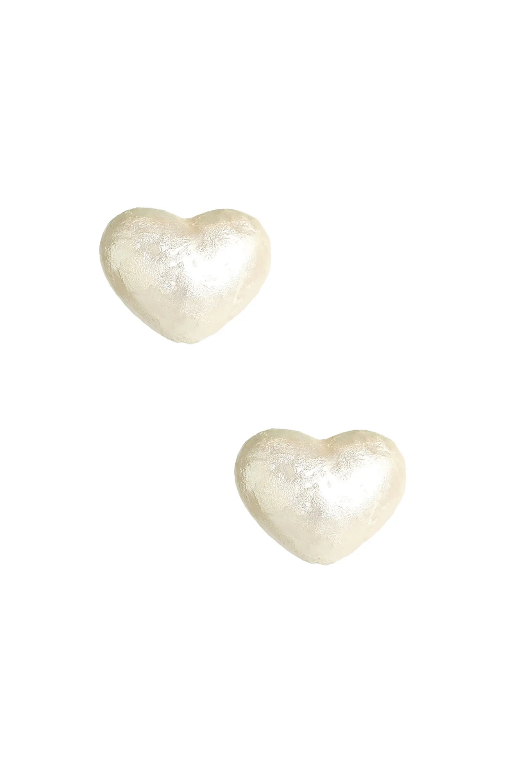 Lainey Pearl Heart Studs