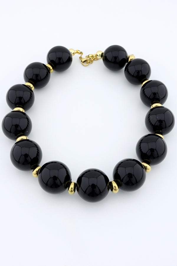 Black oversized beaded necklace