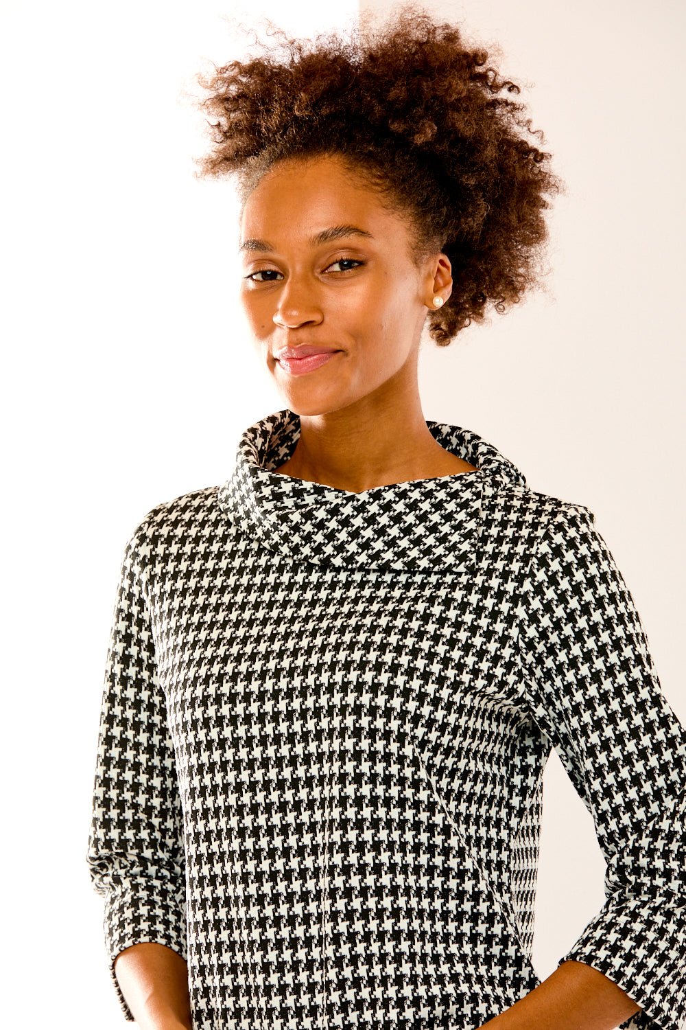 The Spencer Top in Houndstooth