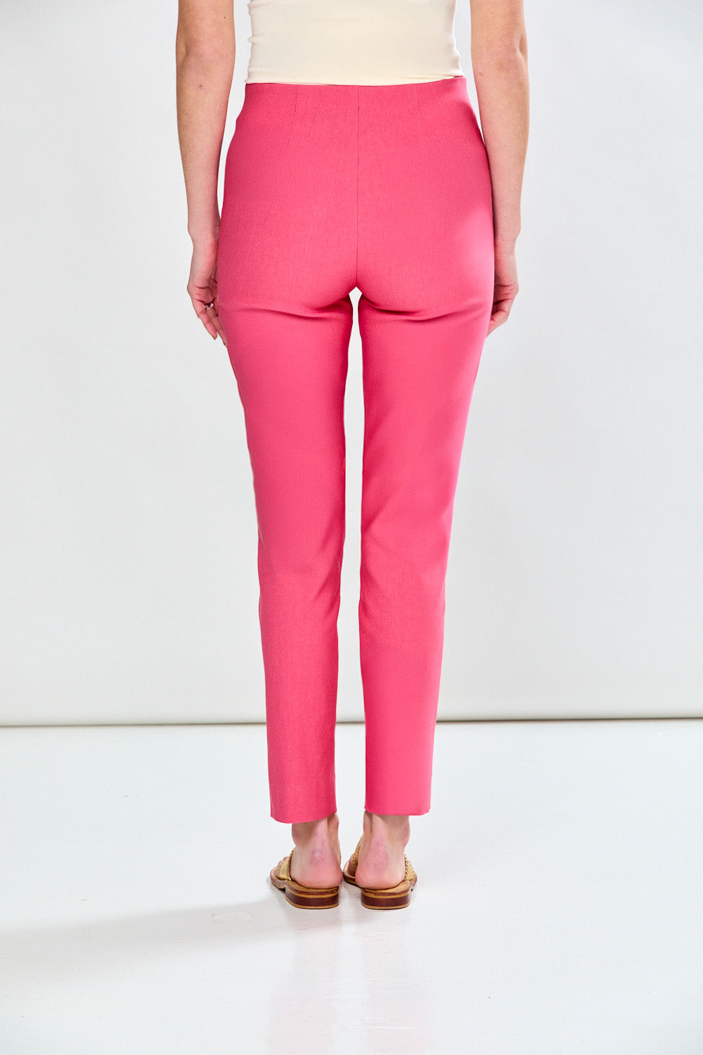 The Sutton Pant in Nantucket Red