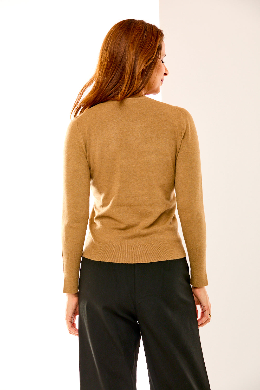 Crew Pullover With Button Cuff Slit in Toffee