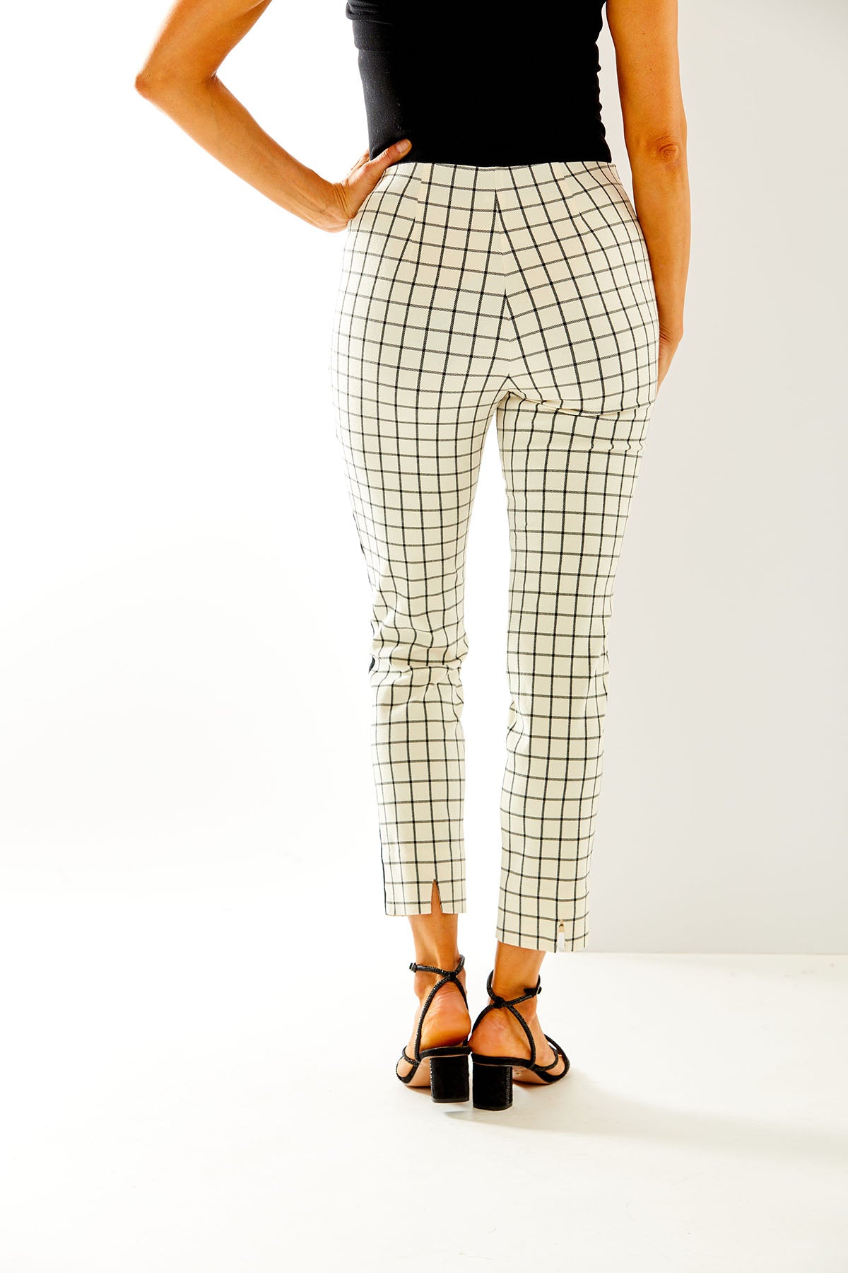 Woman in plaid Sheri pants