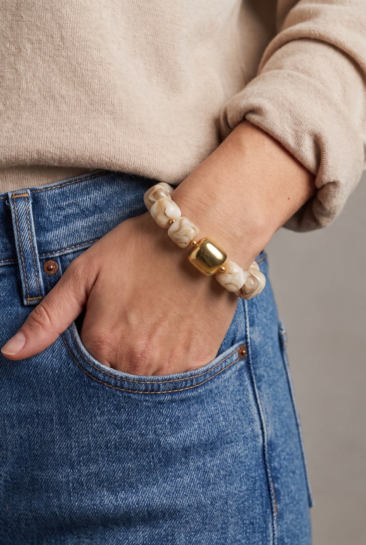 The Tessa Puffy Square Bracelet in Beige