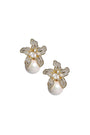 Pearl statement earring 